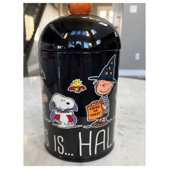 NEW Peanuts Snoopy  “Happiness is Halloween” Ceramic Canister 🎃 - Picture 3 of 6